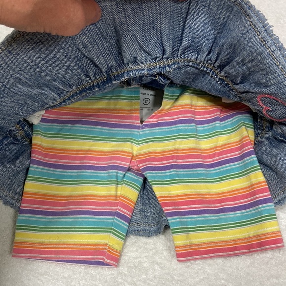 Levi’s red tab ruffle denim skirt with attached rainbow stripe shorts 2t - Picture 5 of 8